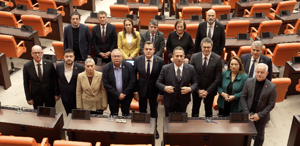 CHP Grup Başkanvekili Ali Mahir Başarır ve CHP'li milletvekilleri emekli eyleminin 5'inci gününde / TBMM