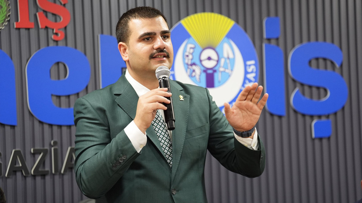Eyyüp Kadir İnan