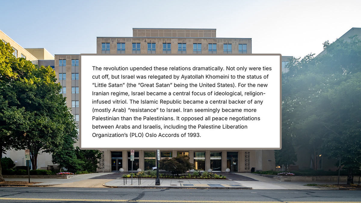 Görsel Çevirisi: Devrim, bu ilişkileri dramatik biçimde altüst etti. Bağlar yalnızca kopmadı; İsrail, Ayetullah Humeyni tarafından “Küçük Şeytan” statüsüne indirildi (“Büyük Şeytan” ise ABD’ydi). Yeni İran rejimi için İsrail, dinî öğelerle beslenen ideolojik öfkenin başlıca hedeflerinden biri hâline geldi.