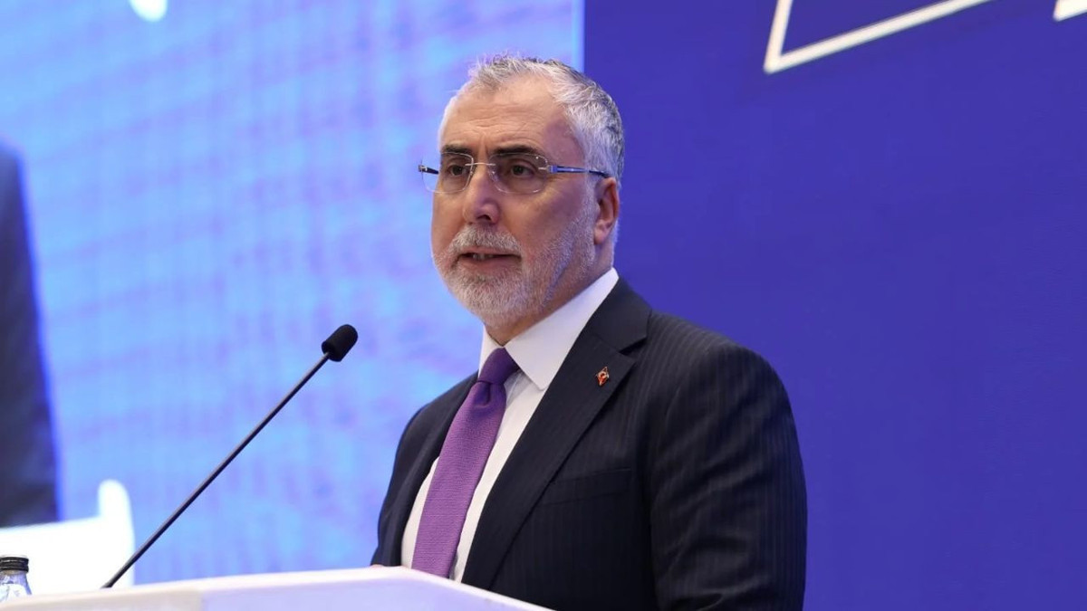 Çalışma ve Sosyal Güvenlik Bakanı Vedat Işıkhan