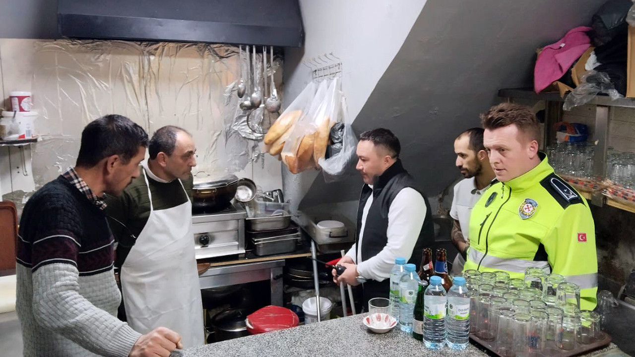 Yenimahalle'de yılbaşı denetimi: "Vatandaşın sağlığını tehlikeye atan işletmelere affımız yok"