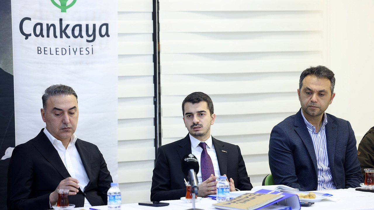 Başkan Güner mahalle muhtarları ile "ortak akıl" toplantısında buluştu