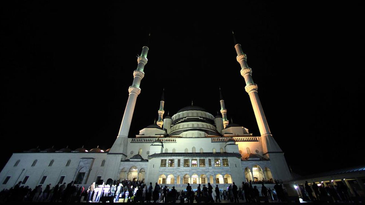 Ankara milletvekillerinden Miraç Kandili paylaşımı