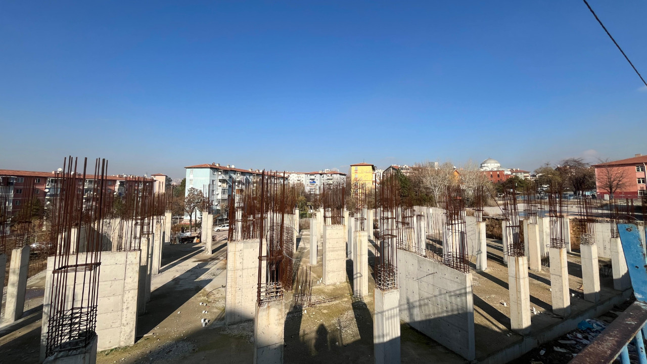 Yıkılan okulların yerine çivi çakılmıyor: Ankara’nın değişmeyen yüzü “Çinçin” eğitimsizliğe terk