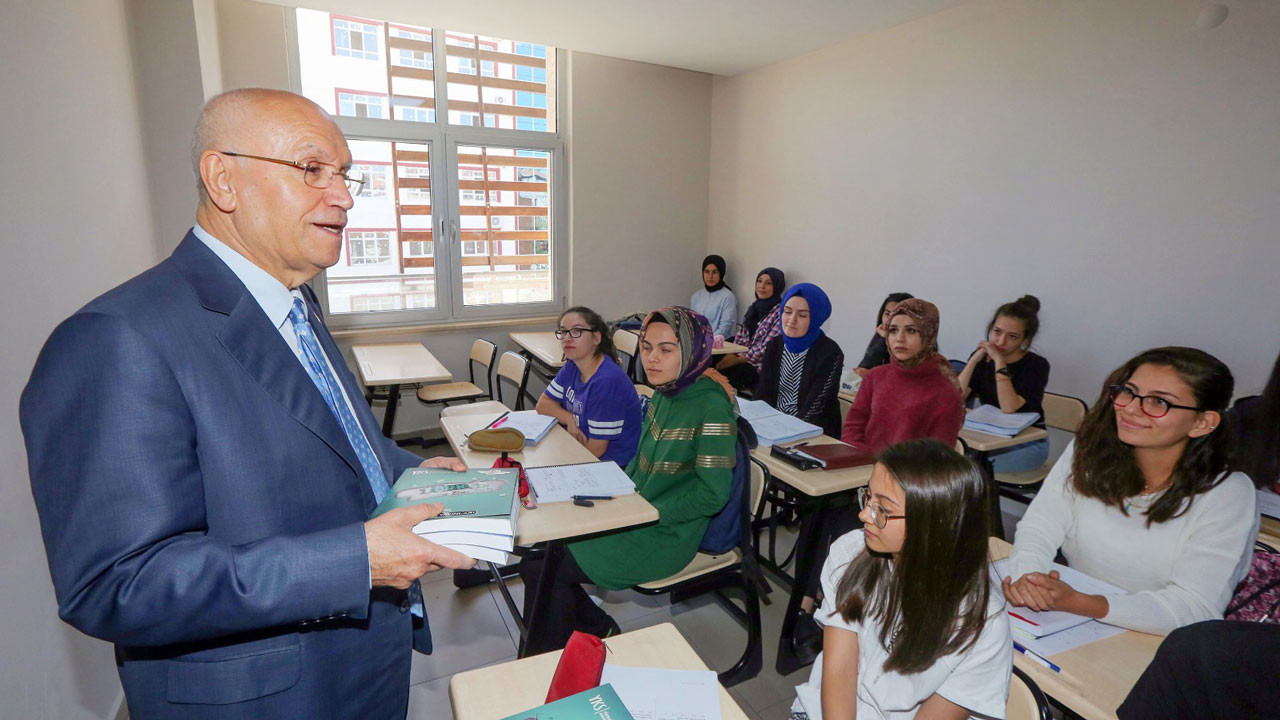 Yenimahalle Belediyesi Destek Eğitim Merkezleri'nde yeni dönem kayıtları başladı