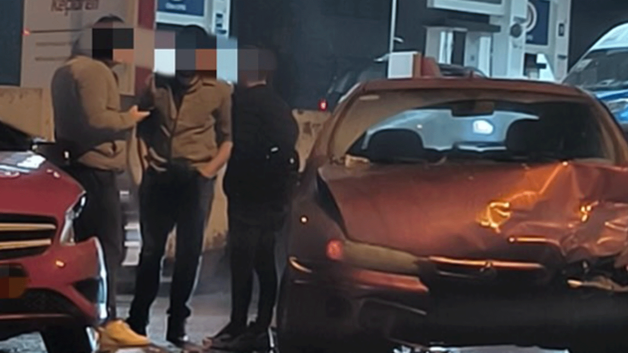 Keçiören'de feci kaza! Araçlar hurdaya döndü!