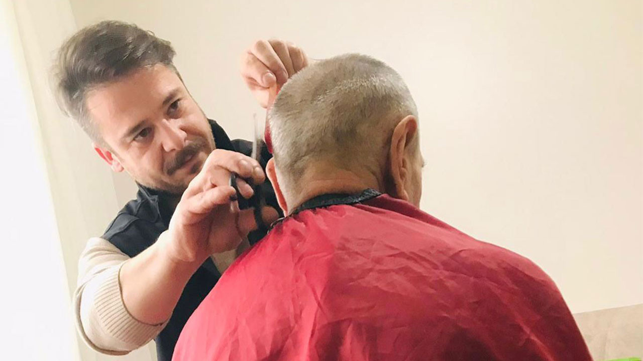 Kızılcahamam Belediyesi'nden "Evde Tıraş" hizmeti