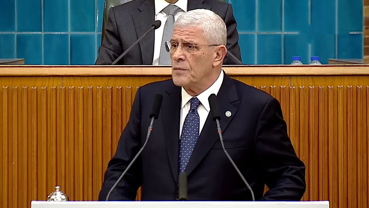 Müsavat Dervişoğlu: "Kutsal olan ne varsa tek adamlık uğruna paspas edip çiğniyorlar"