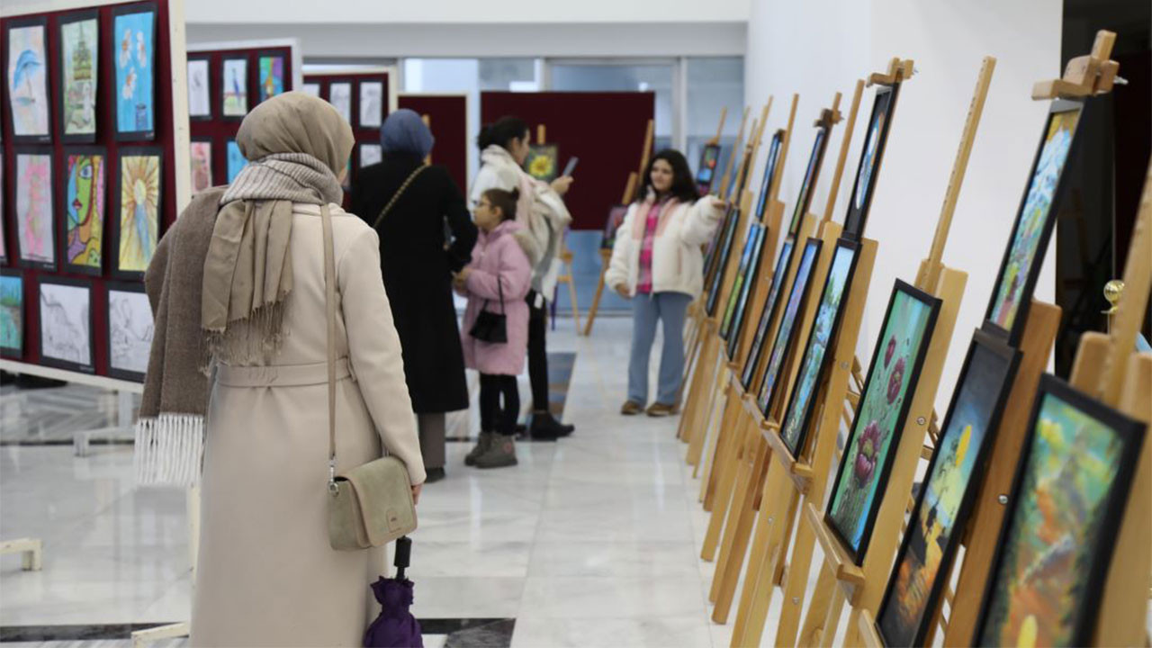 2. Çubuk Sanat Buluşması'nda kursiyerlerin 600 eseri sergilendi