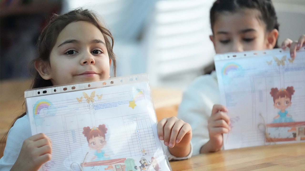 Ankara milletvekillerinden karne paylaşımı