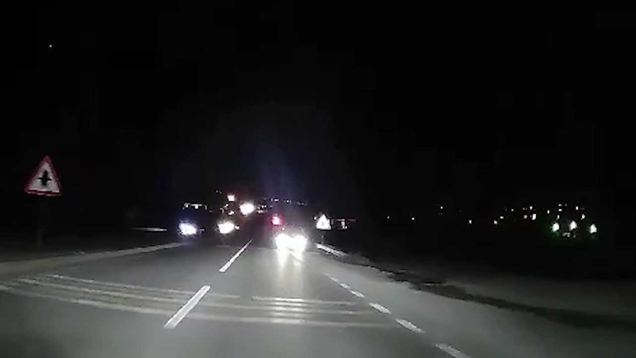 Kırıkkale’de ters yönde ilerleyen araç trafikte korku dolu anlar yaşattı