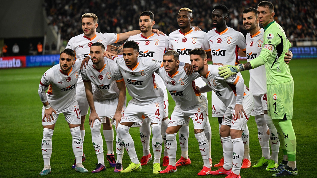 Galatasaray'ın Avrupa akşamı: Son 16 öncesi son sınav Dinamo Kiev!
