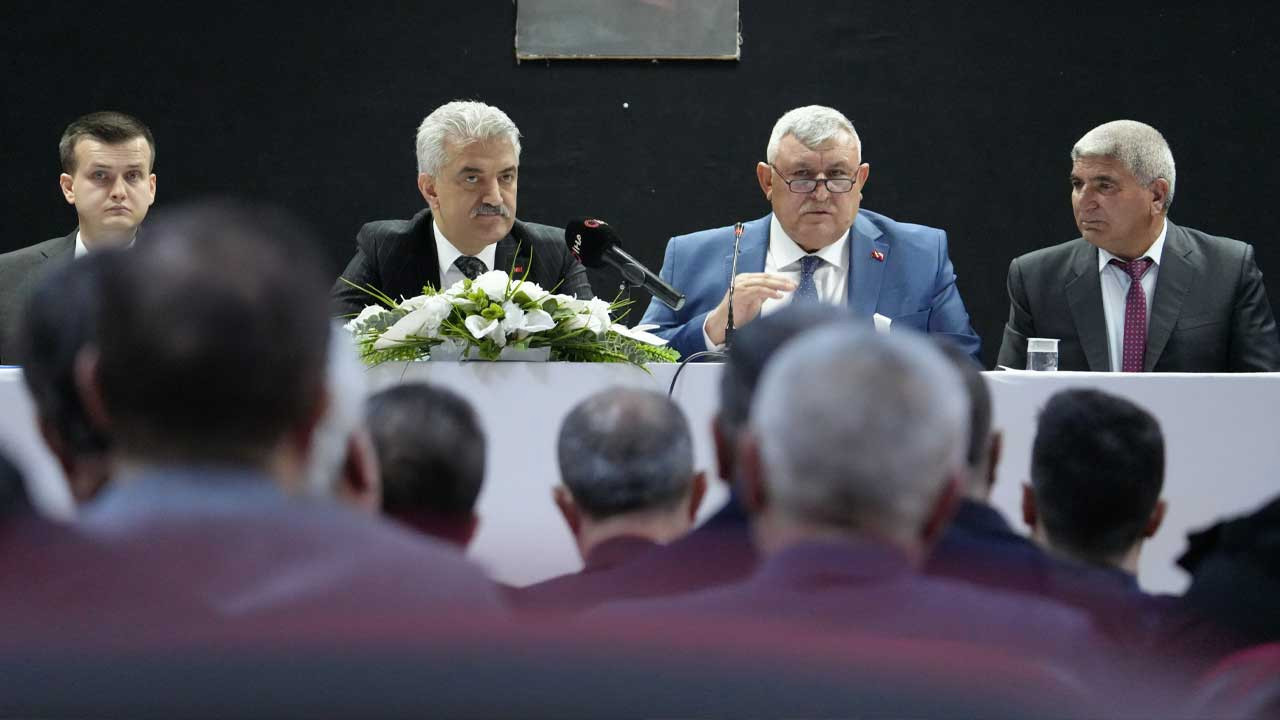 Kırıkkale Valisi Mehmet Makas Çelebi'de vatandaşlarla buluştu