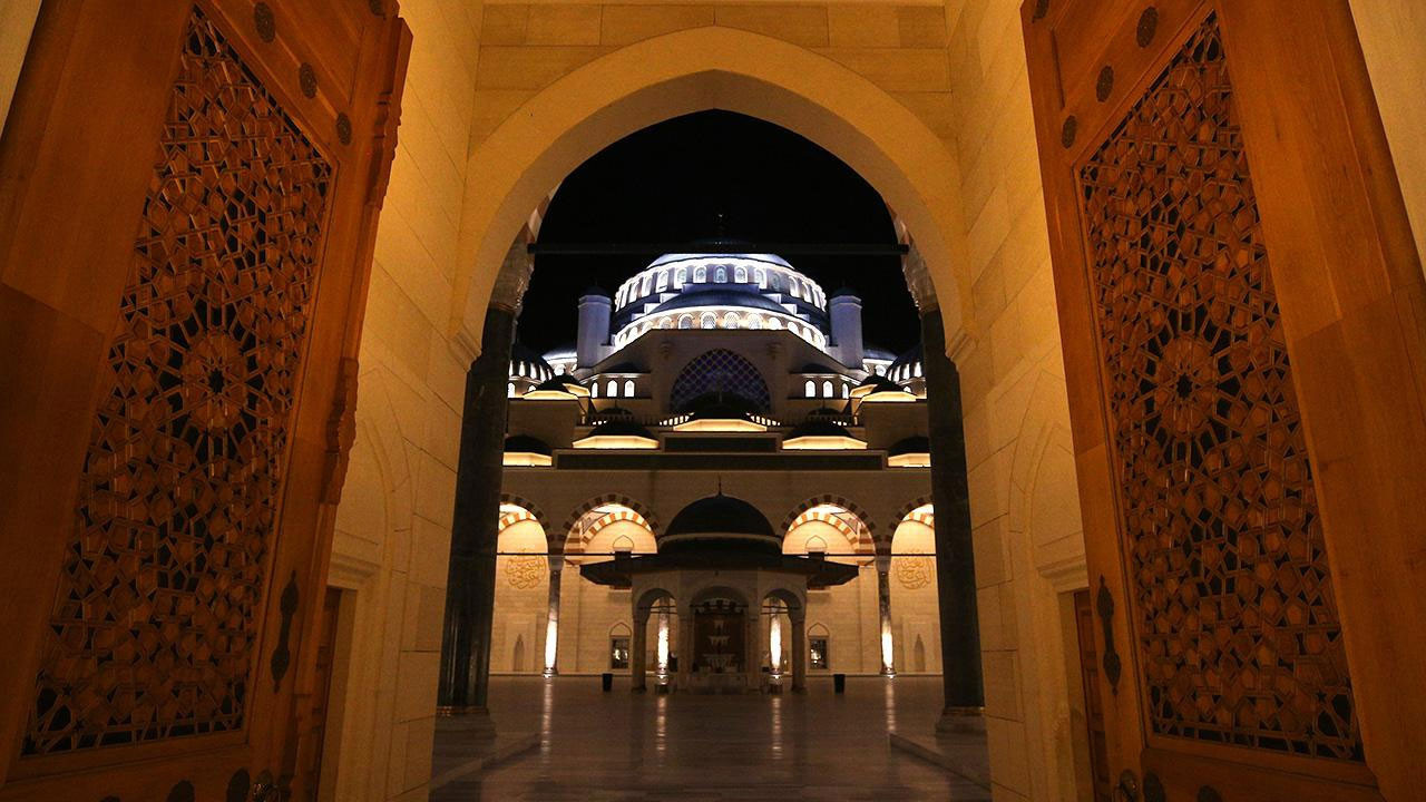 Ankara belediye başkanlarından Miraç Kandili mesajları