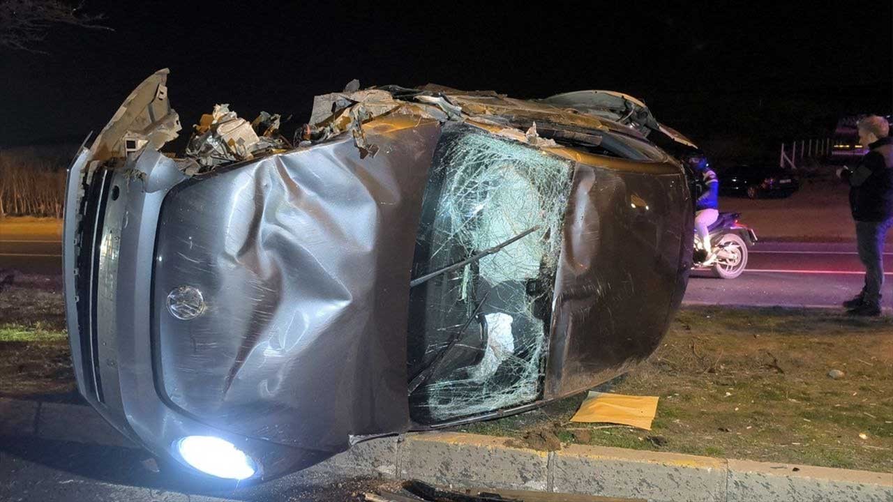 Kırıkkale-Kırşehir karayolunda TIR ile otomobil çarpıştı: 2 yaralı