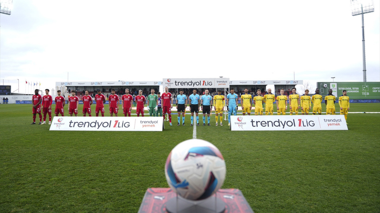 Ankaragücü Ümraniyespor'a kaybetti: Başkent ekibi büyük darbe aldı!