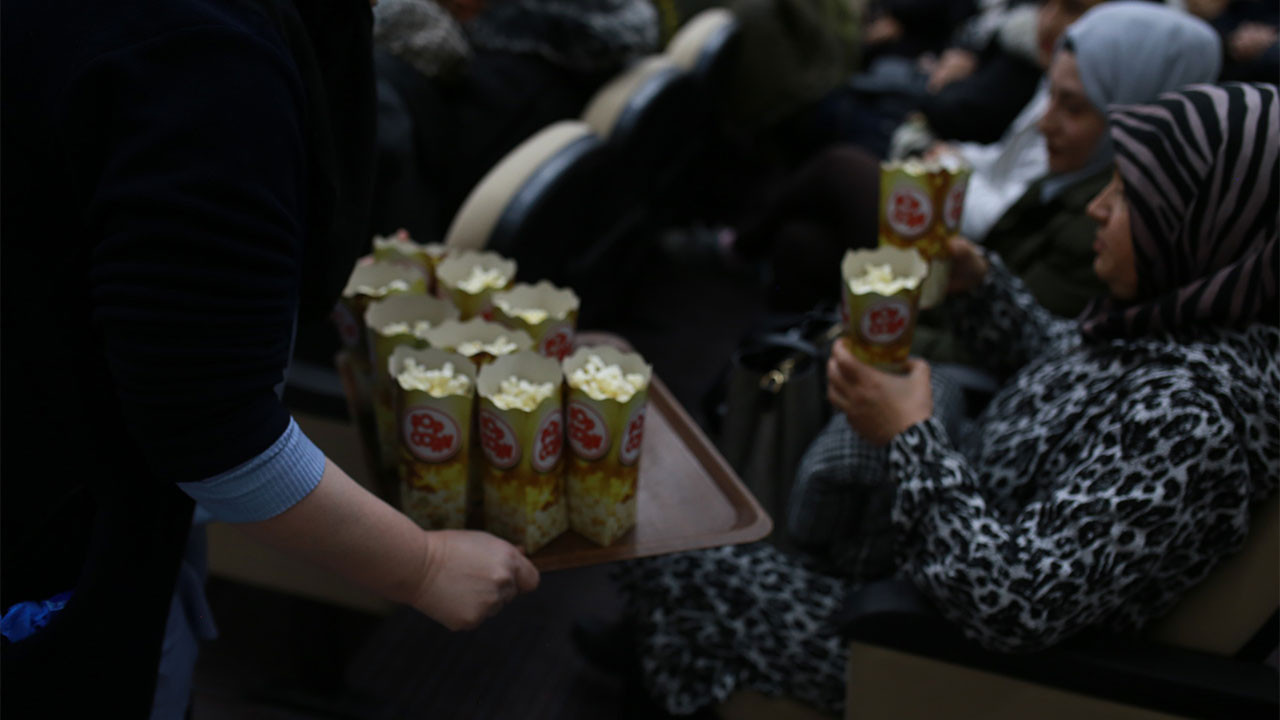 Etimesgut Belediyesi Engelsiz Yaşam Merkezi’nde sinema keyfi