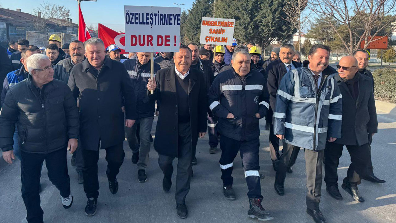 Ankara'da Çayırhan işçileri özelleştirmeye karşı yeniden yürüyüşe başladı