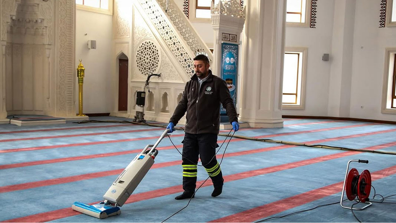 Etimesgut Belediyesinden ibadethanelerde hijyen seferberliği