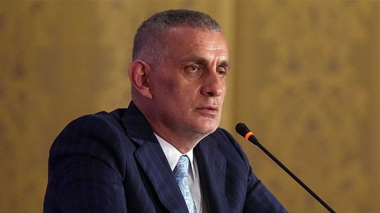 Hacıosmanoğlu: Bataklığı kurutacağız