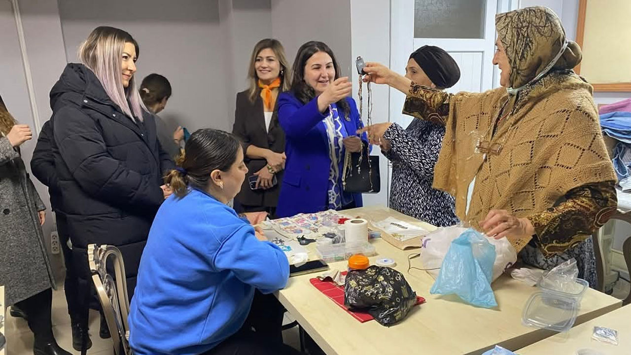 Kırıkkale'de Vali Mehmet Makas’ın eşi Elif Makas'tan kadın girişimcilere destek ziyareti
