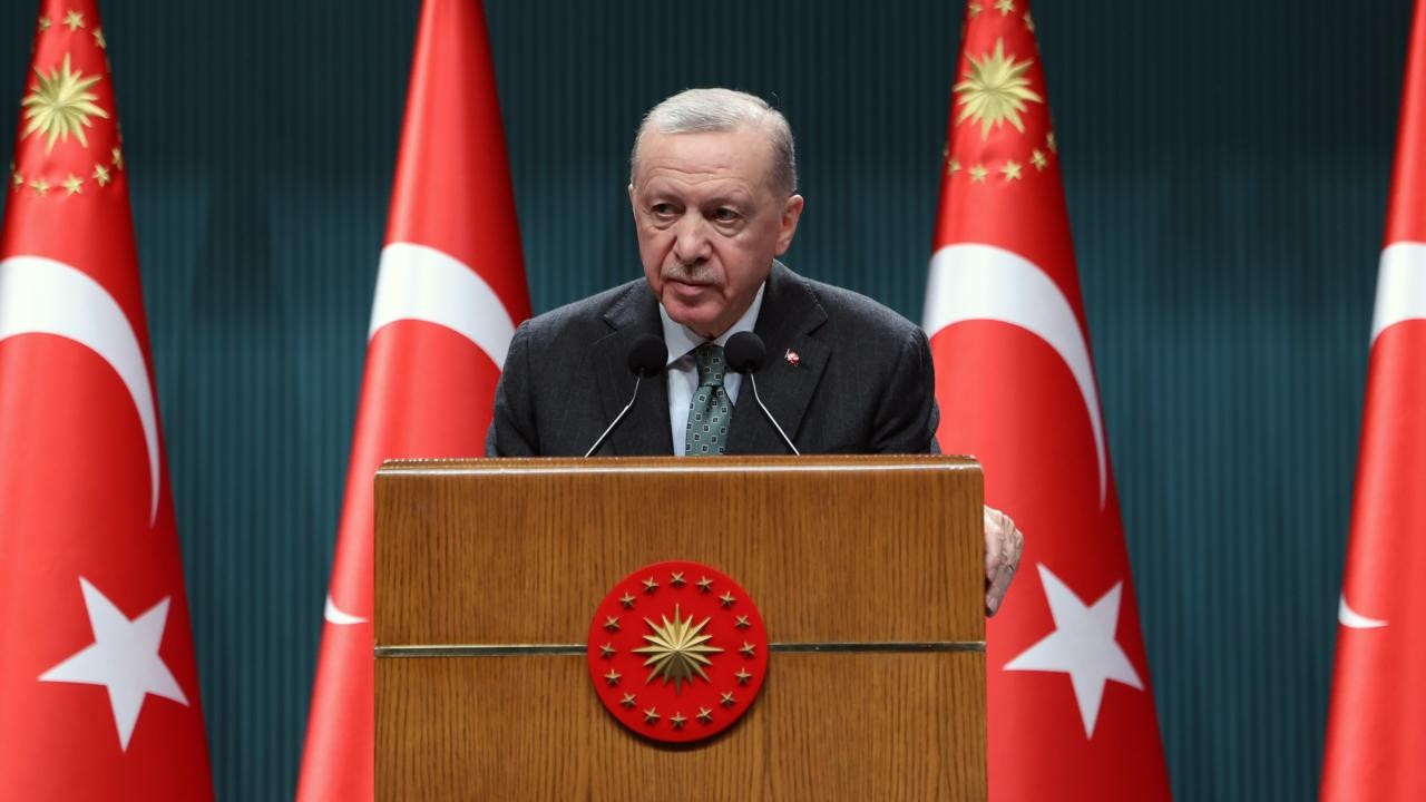 Cumhurbaşkanı Erdoğan'dan sert mesaj: Tehditlere boyun eğmeyeceğiz!