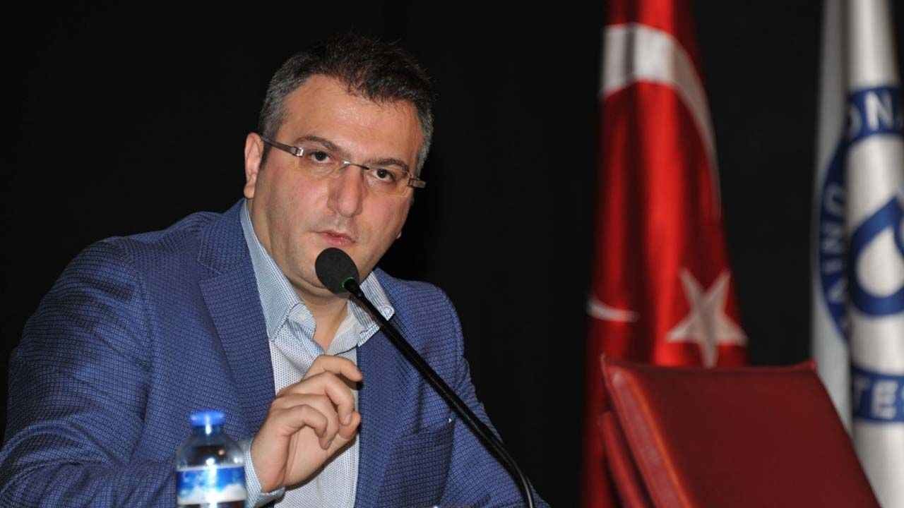 Cem Küçük Kimdir, Nereli, Eşi Kim, Kaç Yaşında, Ne İş Yapıyor? Çocukları ve Hayatı