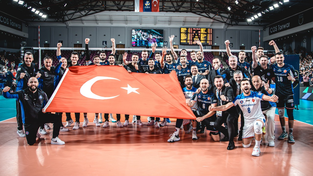 Halkbank, CEV Şampiyonlar Ligi'nde Dörtlü Final'e yükseldi!