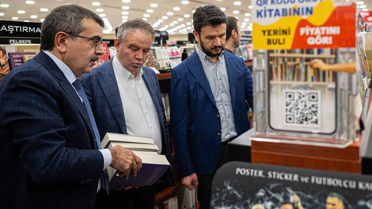 Bakan Tekin'den CHP'nin boykot çağrısına tepki: Toplumsal değerlerden mi rahatsızlar?