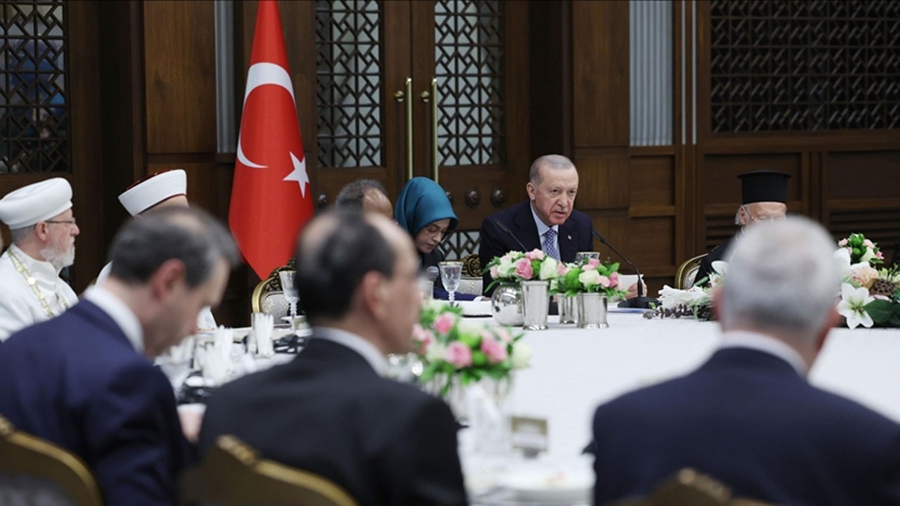 Cumhurbaşkanı Erdoğan'dan "birlik ve beraberlik" mesajı: Fırsat vermeyeceğiz!