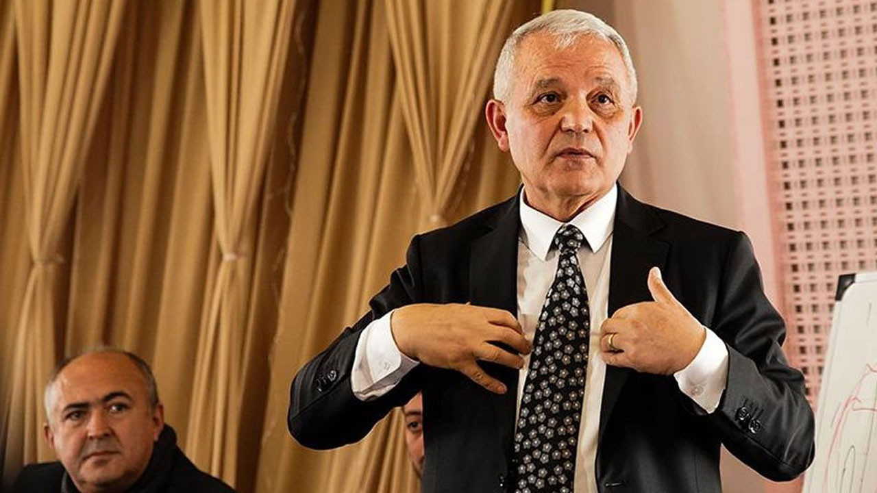 Ahmet Hakan, Mamak Belediye Başkanı Veli Gündüz Şahin’den özür diledi