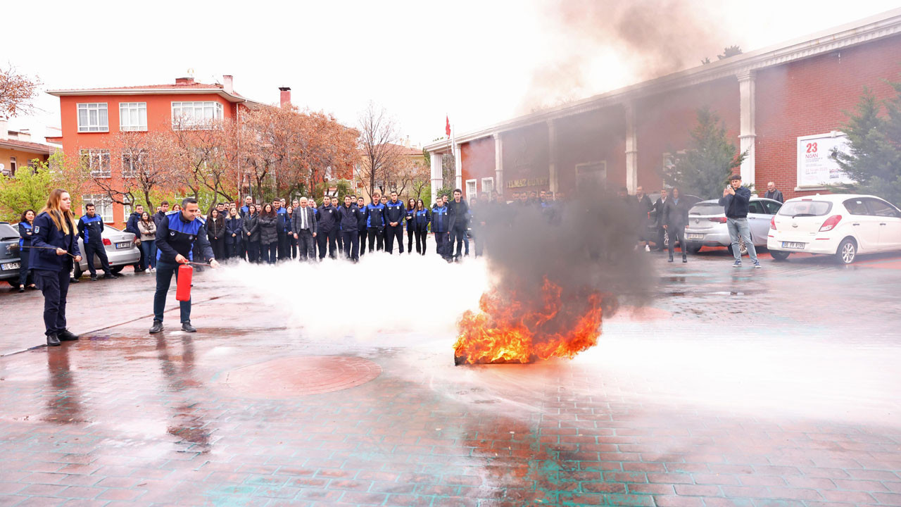 Çankaya zabıta personeline itfaiye eğitimi verildi