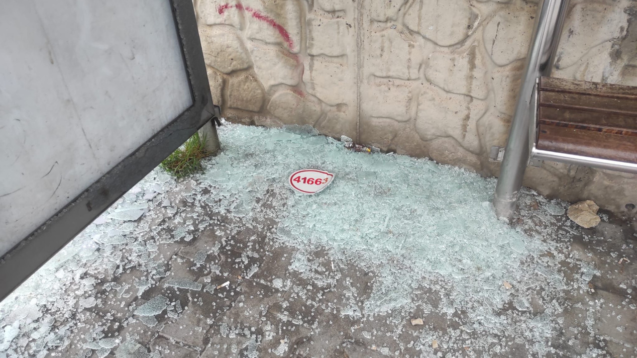 Ankara’da EGO durakları hedefte! Gültepe’de beş aydır durak camları kırılıyor