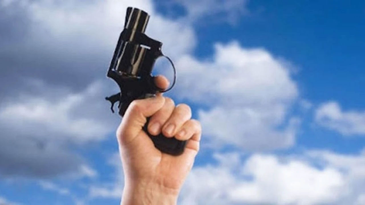 Kırıkkale’de düğün eğlencesine silah gölgesi