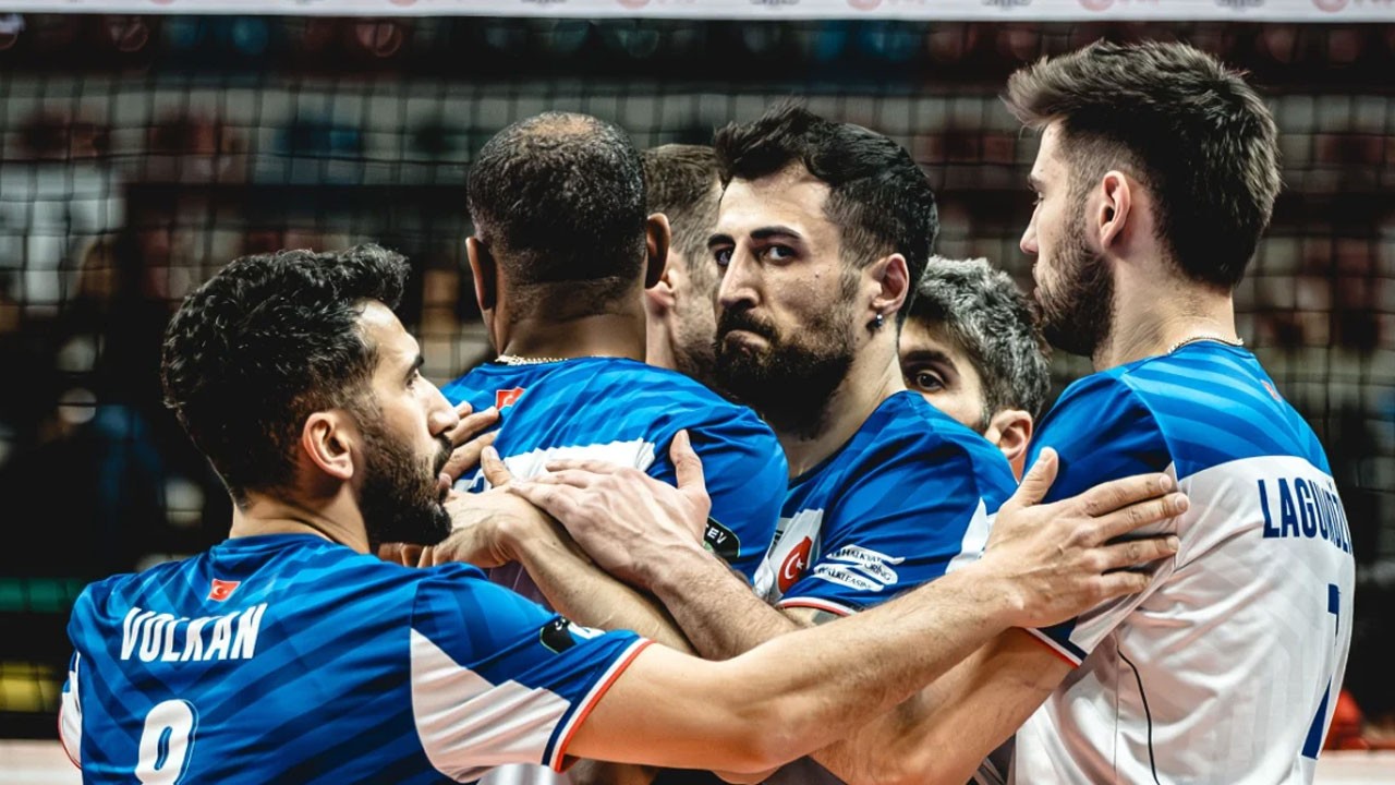 Halkbank, Play-Off serisinde öne geçti