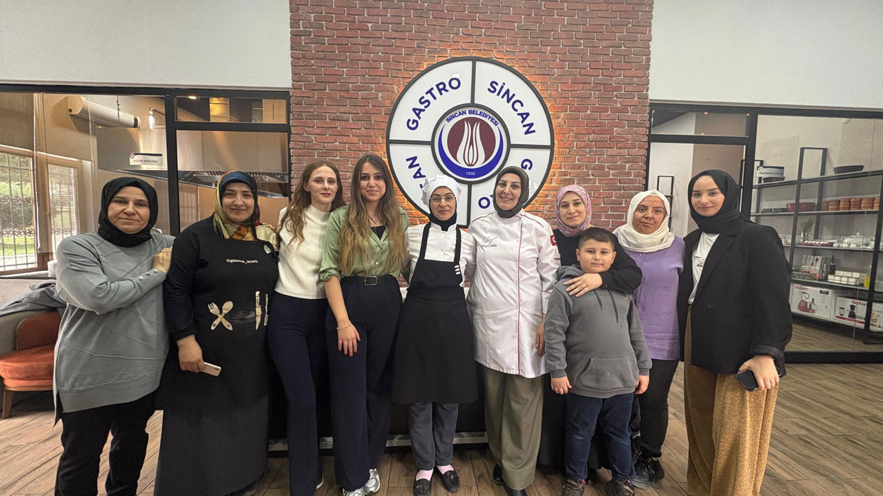 Gastro Sincan’da eski kursiyerlerden lezzet dolu buluşma