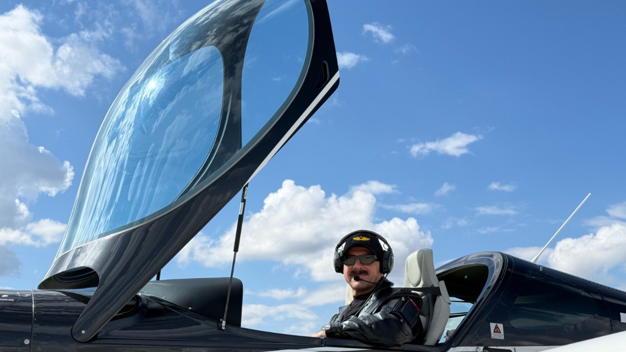 Hayalini gerçekleştiren pilot, Polatlı'ya hava parkı kurdu!