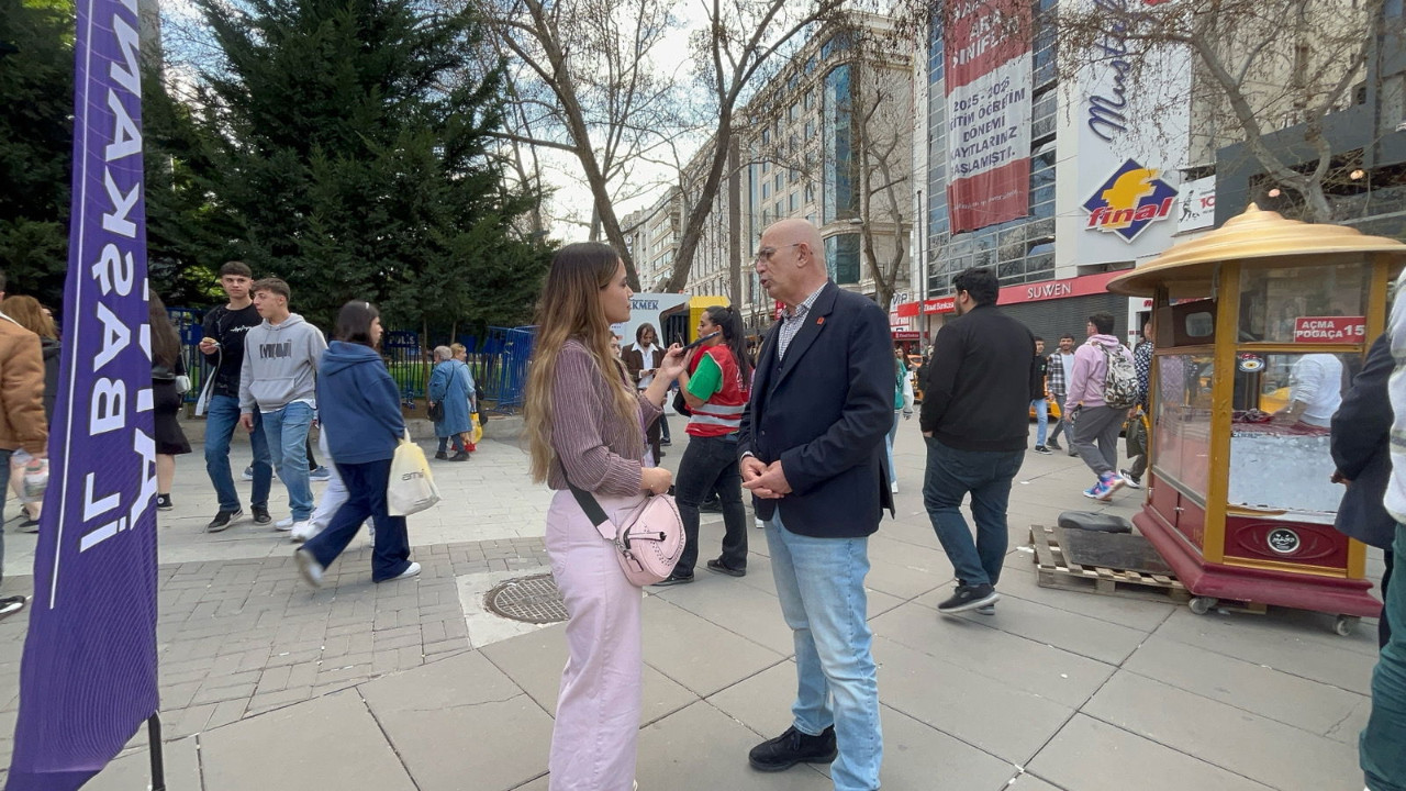 Ankara Kızılay'da imza kampanyasına yoğun ilgi