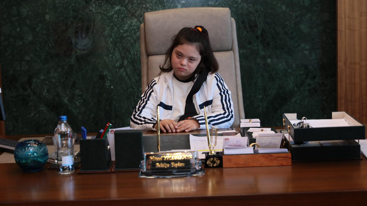 Ankaralı Belediye Başkanları koltuklarını çocuklara emanet etti