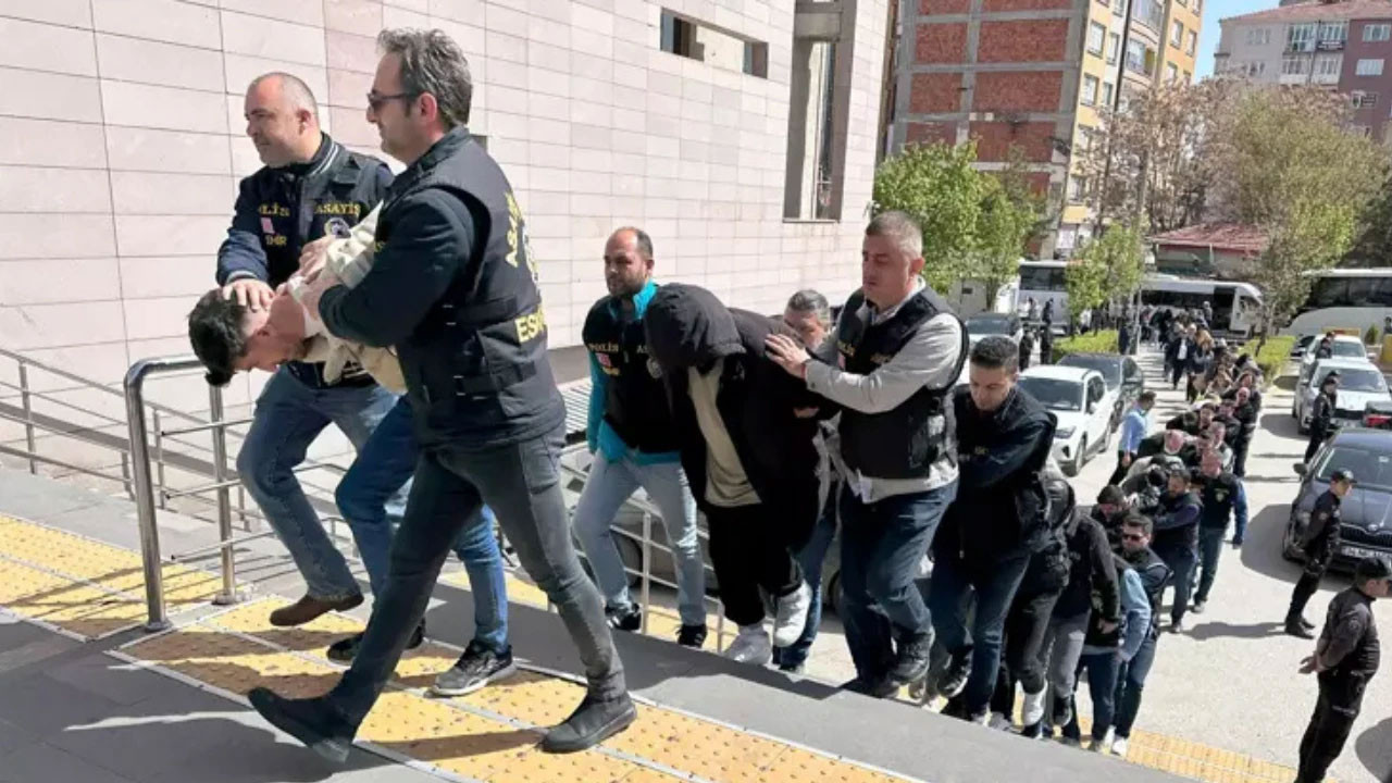 Ankara'da uyuşturucu ticareti operasyonunda 108 kişi tutuklandı