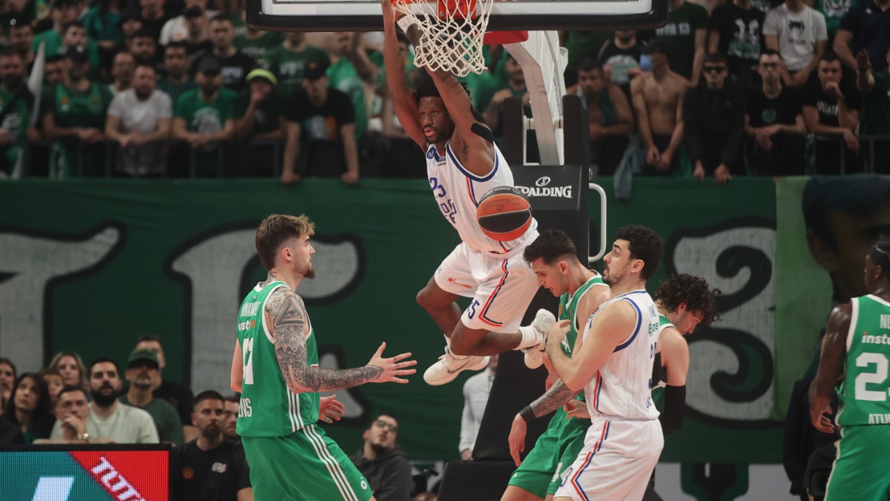 Anadolu Efes seriyi eşitledi