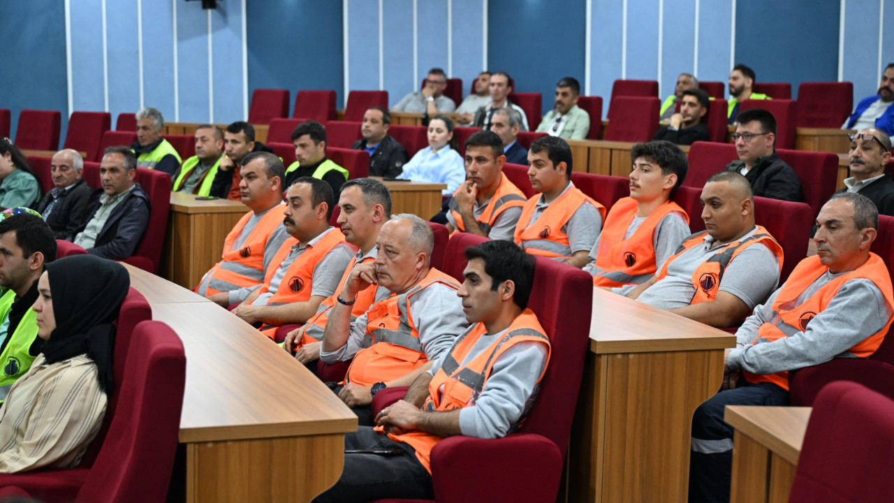 Altındağ Belediyesi işçilerine Sağlık Semineri düzenlendi