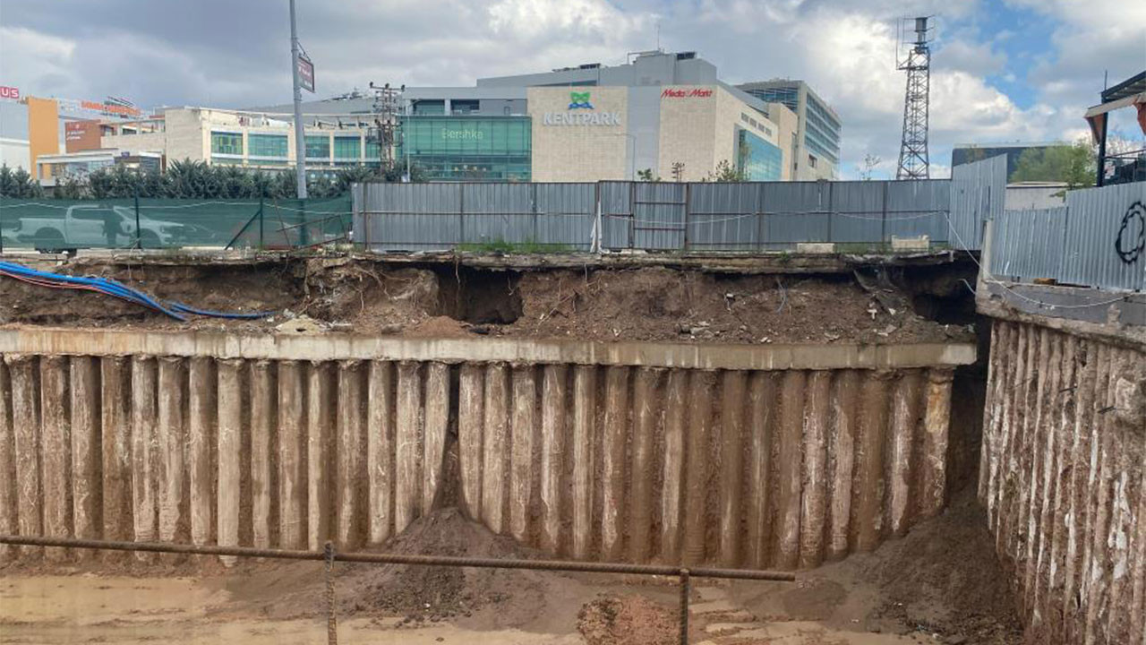 Çankaya'da yağmur sonrası göçük paniği