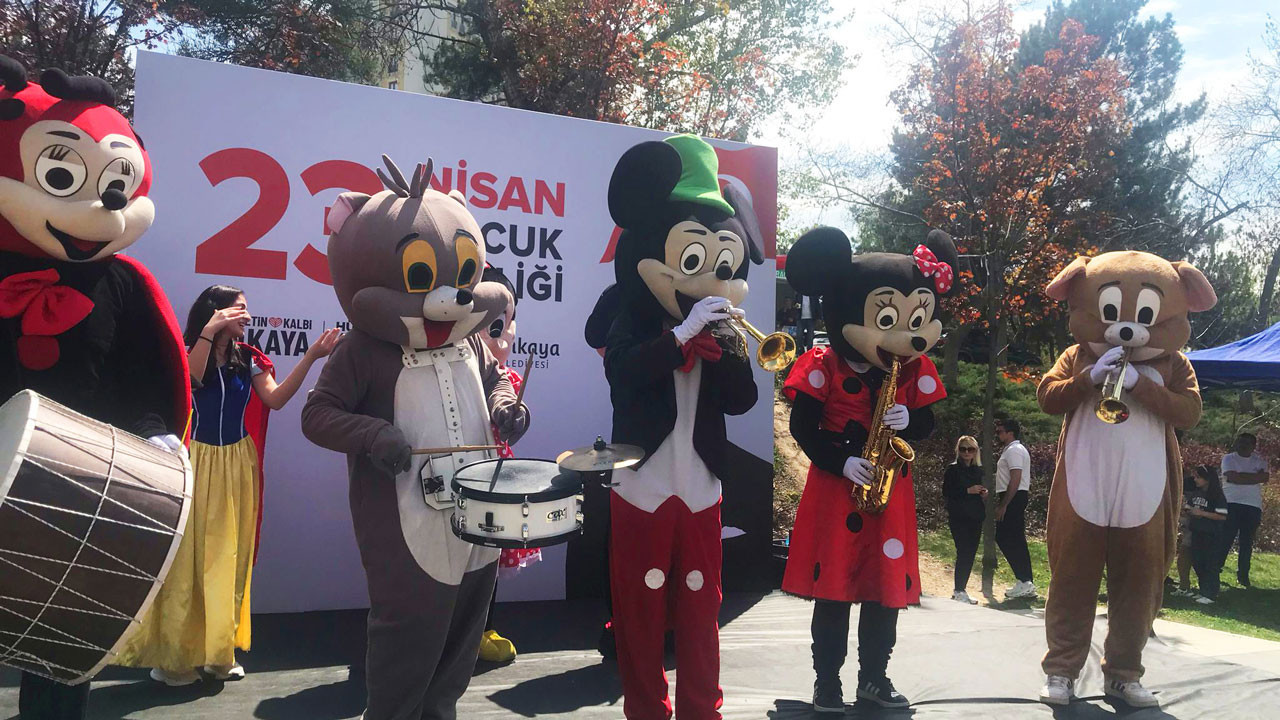 Çankaya’da edebiyat ve çocuk şenliği coşkusu