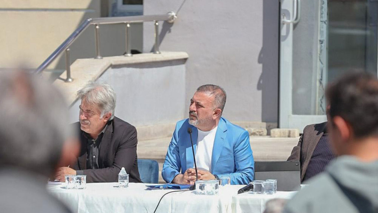 Sincan'da vatandaş soruyor, başkan cevaplıyor