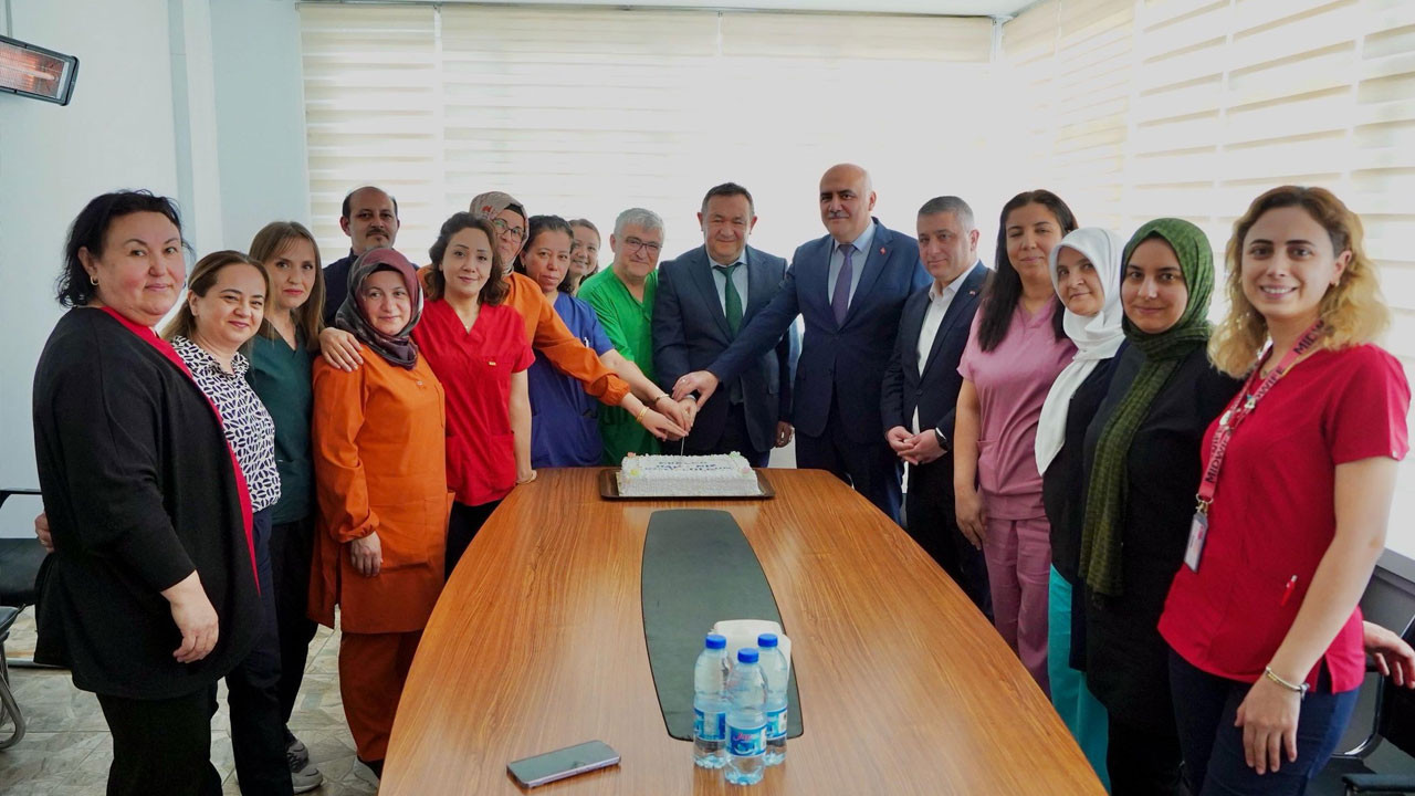 Başkan Acar’dan Ebeler Haftası'nda Kızılcahamam Devlet Hastanesine ziyaret