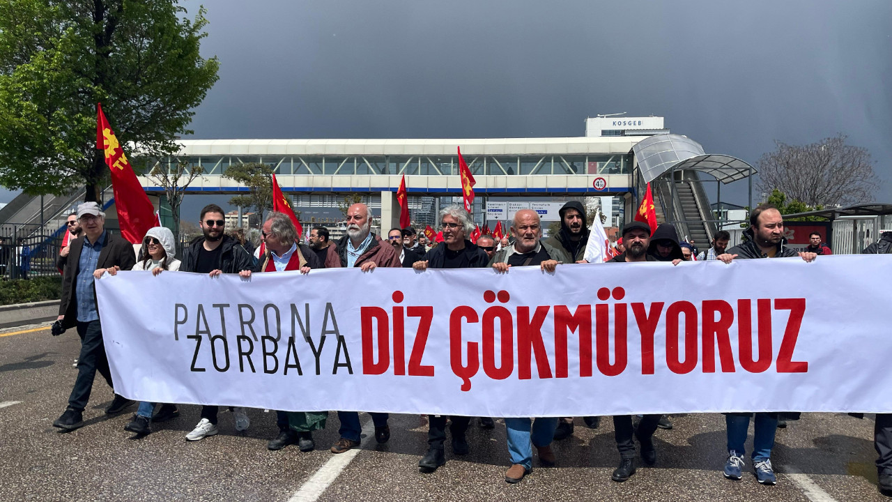 1 Mayıs Ankara’da dikkat çeken eylemler: Şapkalar yere, umutlar meydana