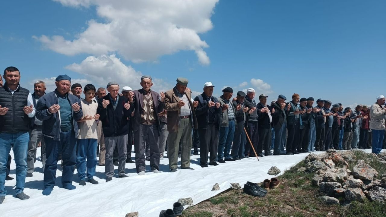 Beypazarı'nda vatandaşlar yağmur duasına çıktı