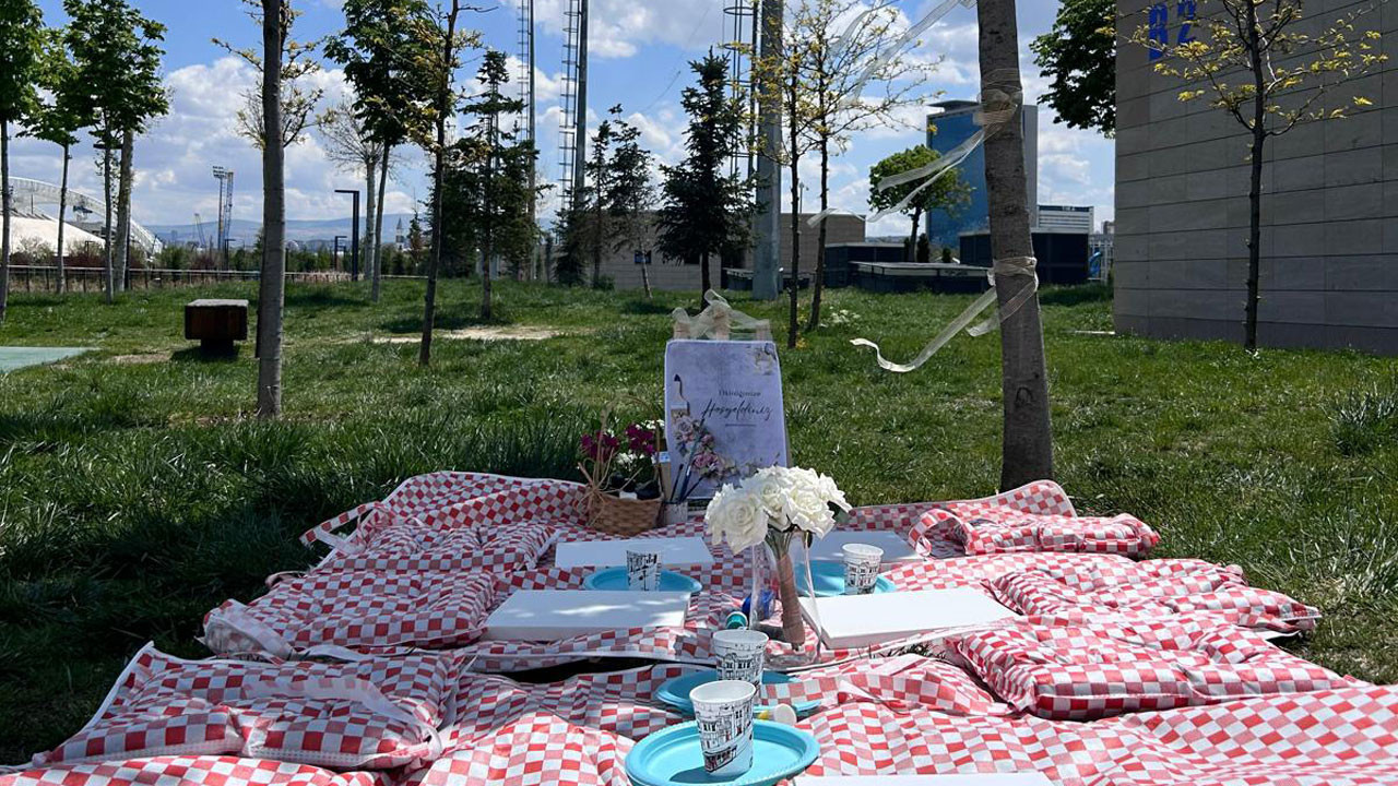 Ankara'da doğayla sanat buluştu: Millet Bahçesi’nde “Painting Picnic” etkinliği düzenlendi