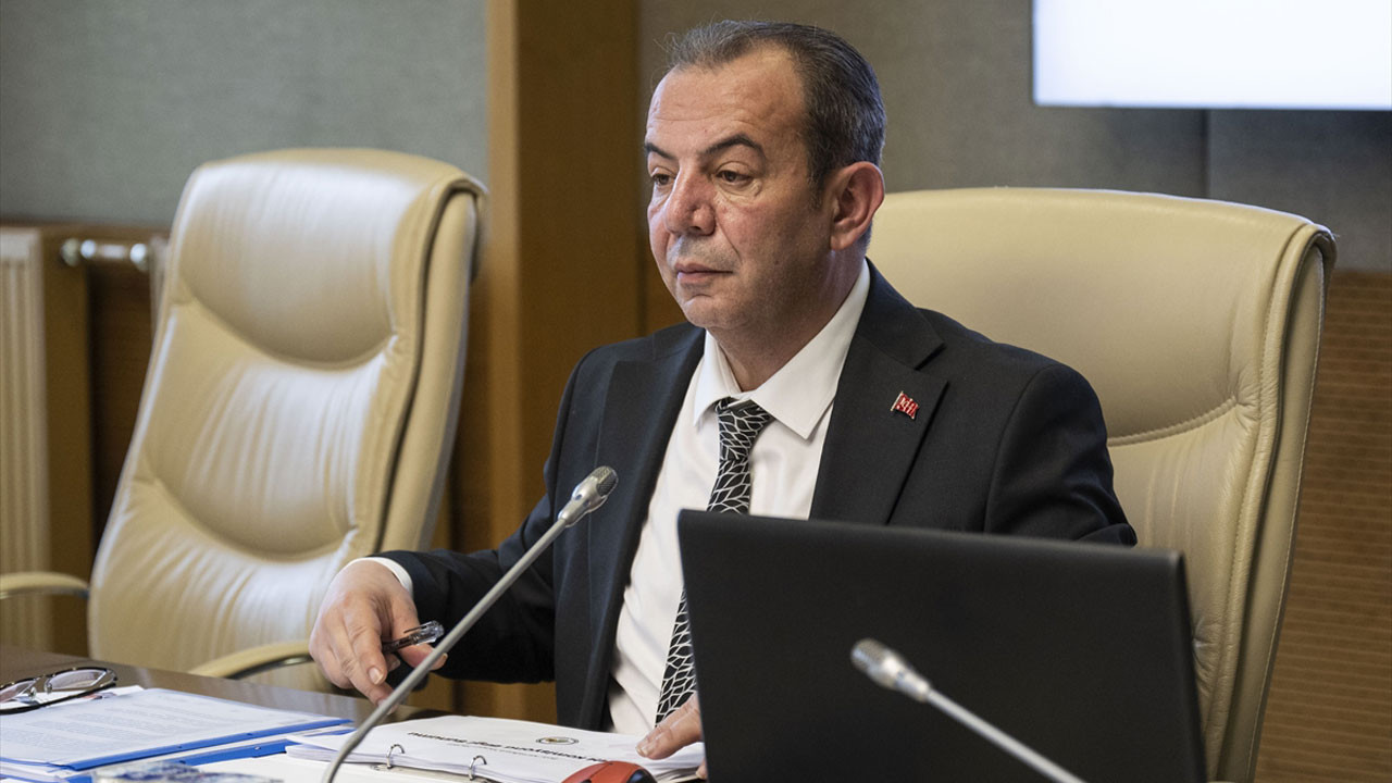 Bolu Belediye Başkanı Özcan, Kartalkaya Kayak Merkezi'ndeki otel yangına ilişkin: Bizim yetki ve sorumluluk sahamızda değil!